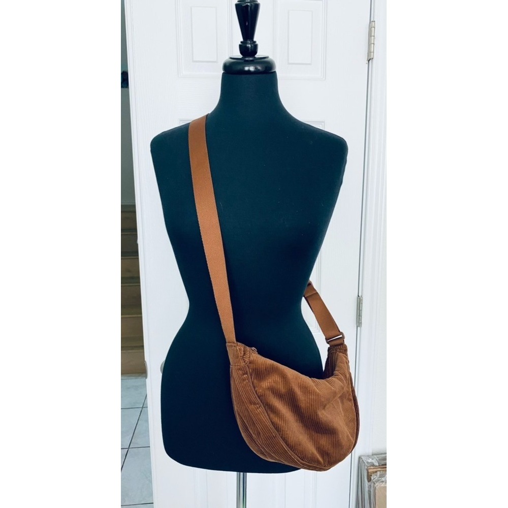 Uniqlo Cross Body Bag Corduroy Brown Small Preppy Academia